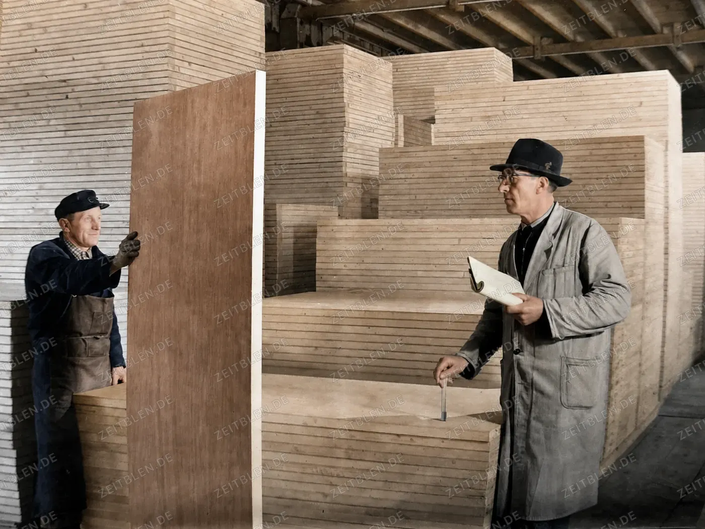 Prüfung von Holzplatten in der Bayerischen Holz- und Furnier-Industrie