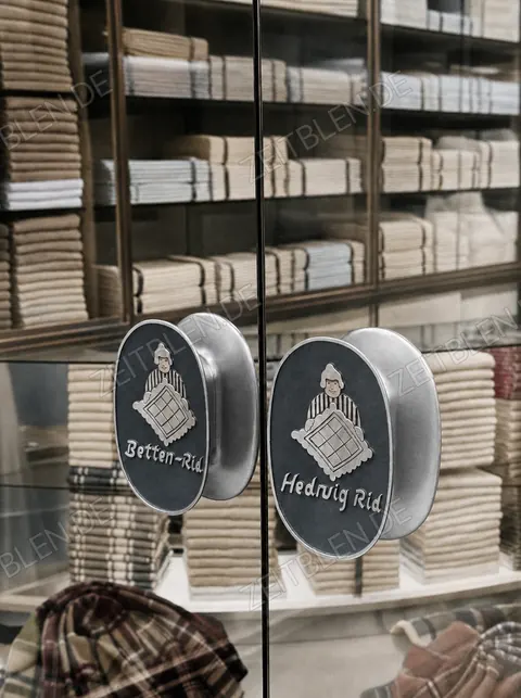 Betten-Rid-Türgriffe mit Hedwig-Rid-Logo