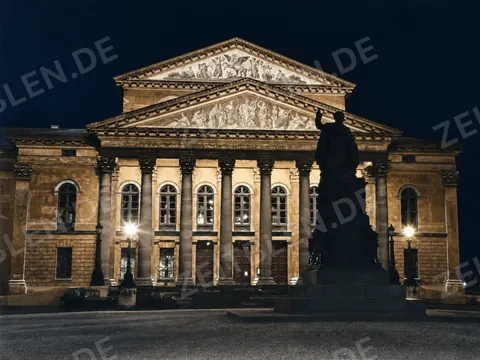 Illuminiertes Nationaltheater am Max-Joseph-Platz, München 1937