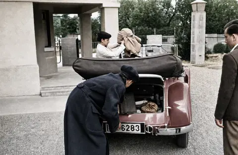 Abfahrt mit dem Automobil in München, 1935