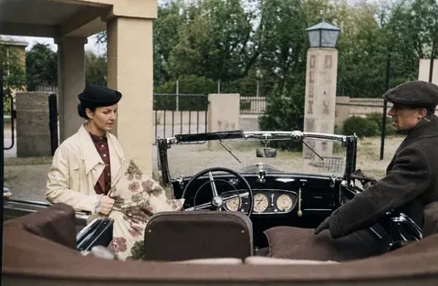 Vor der Ausfahrt im offenen Wagen, München 1935