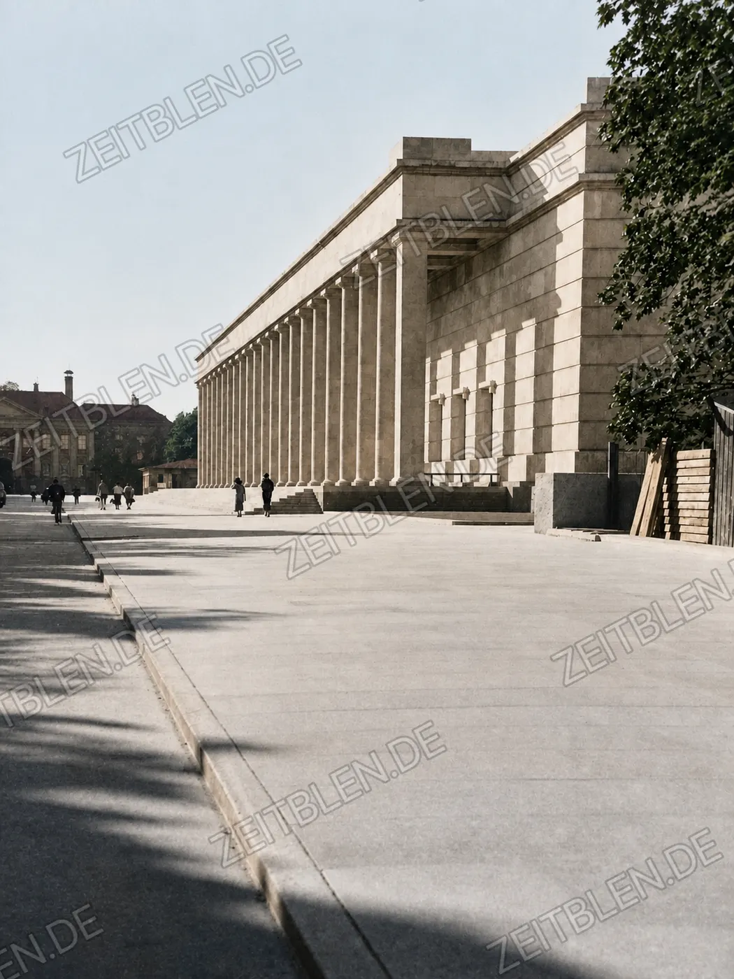 Das Haus der Deutschen Kunst kurz vor der Fertigstellung