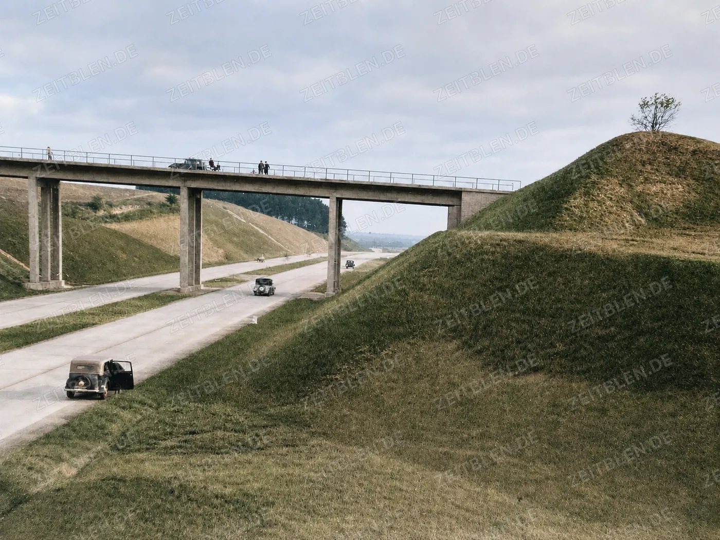 Reichsautobahn unter einer Straßenüberführung