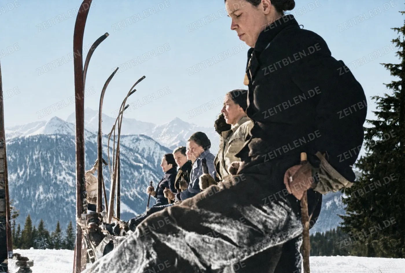 Aufwärmübungen vor einer Skiabfahrt