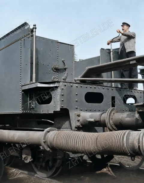 Bedienung der Spritzanlage am Reichsbahn-Giftsprengzug