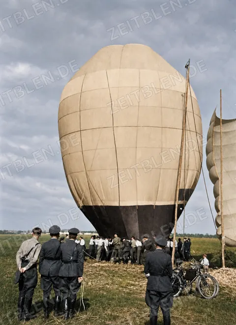 Heißluftballon unmittelbar vor dem Start