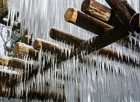 Eisgalgen in einem Münchner Wirtshausgarten, 1937