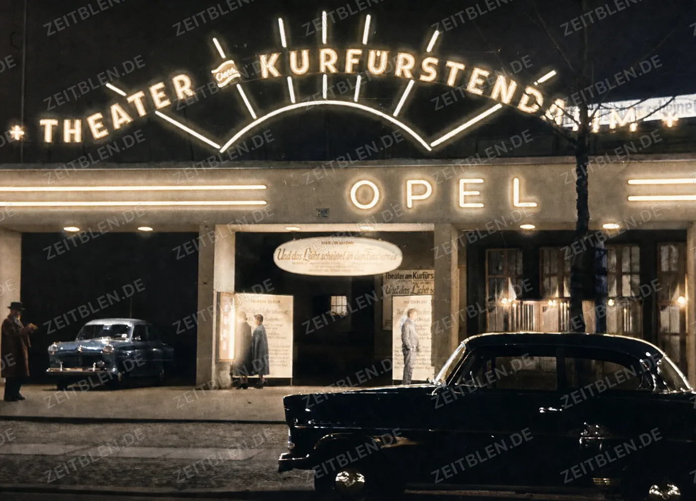 Theater am Kurfürstendamm bei Nacht
