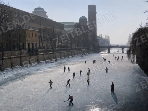 Eislaufen an der Münchner Museumsinsel