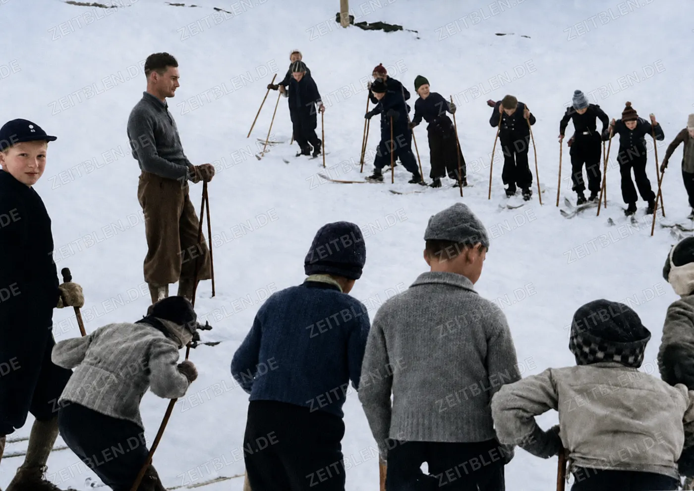 Skikurs am Übungshang, 1936