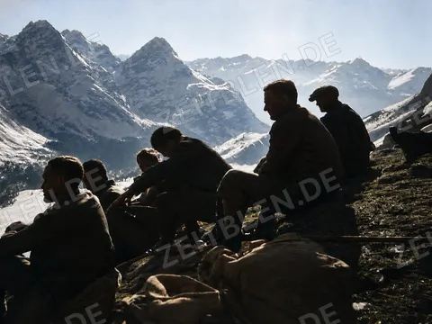 Bergsteiger bei einer Gipfelrast, 1936