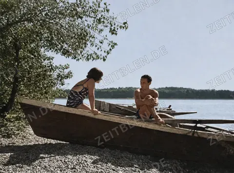 Paar im Ruderboot am See, 1936