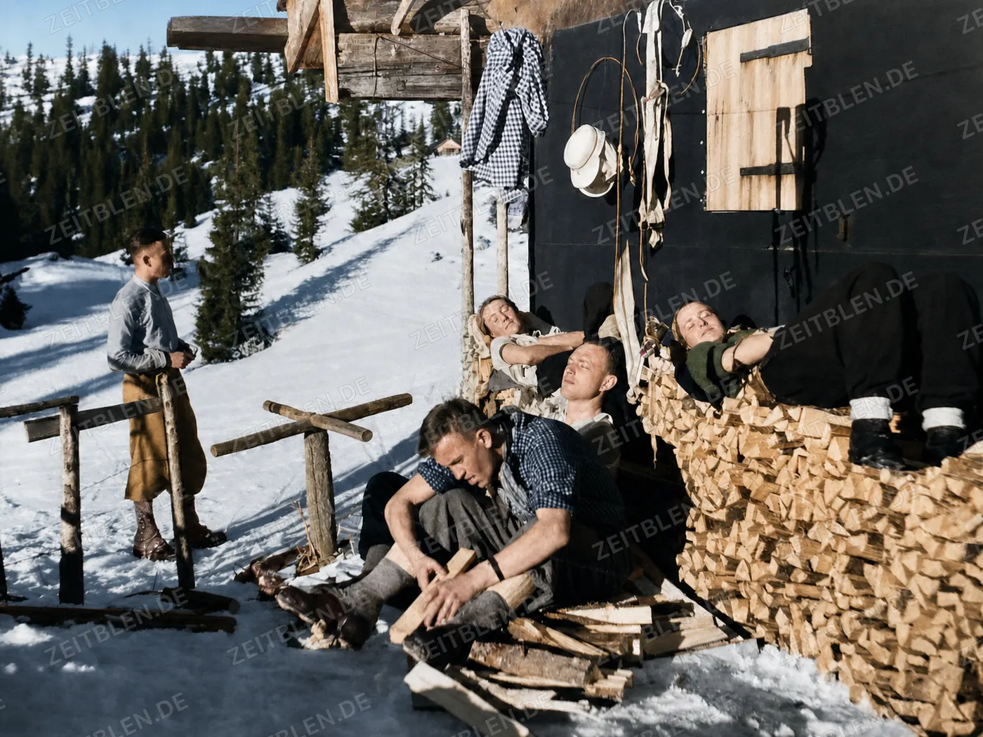 Sonnenpause an einer Skihütte, 1936