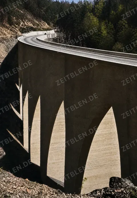 Drachenlochbrücke am Drackensteiner Hang, um 1936