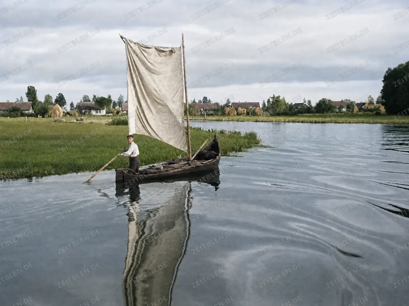 Segler auf dem Timberfluss im Großen Moosbruch