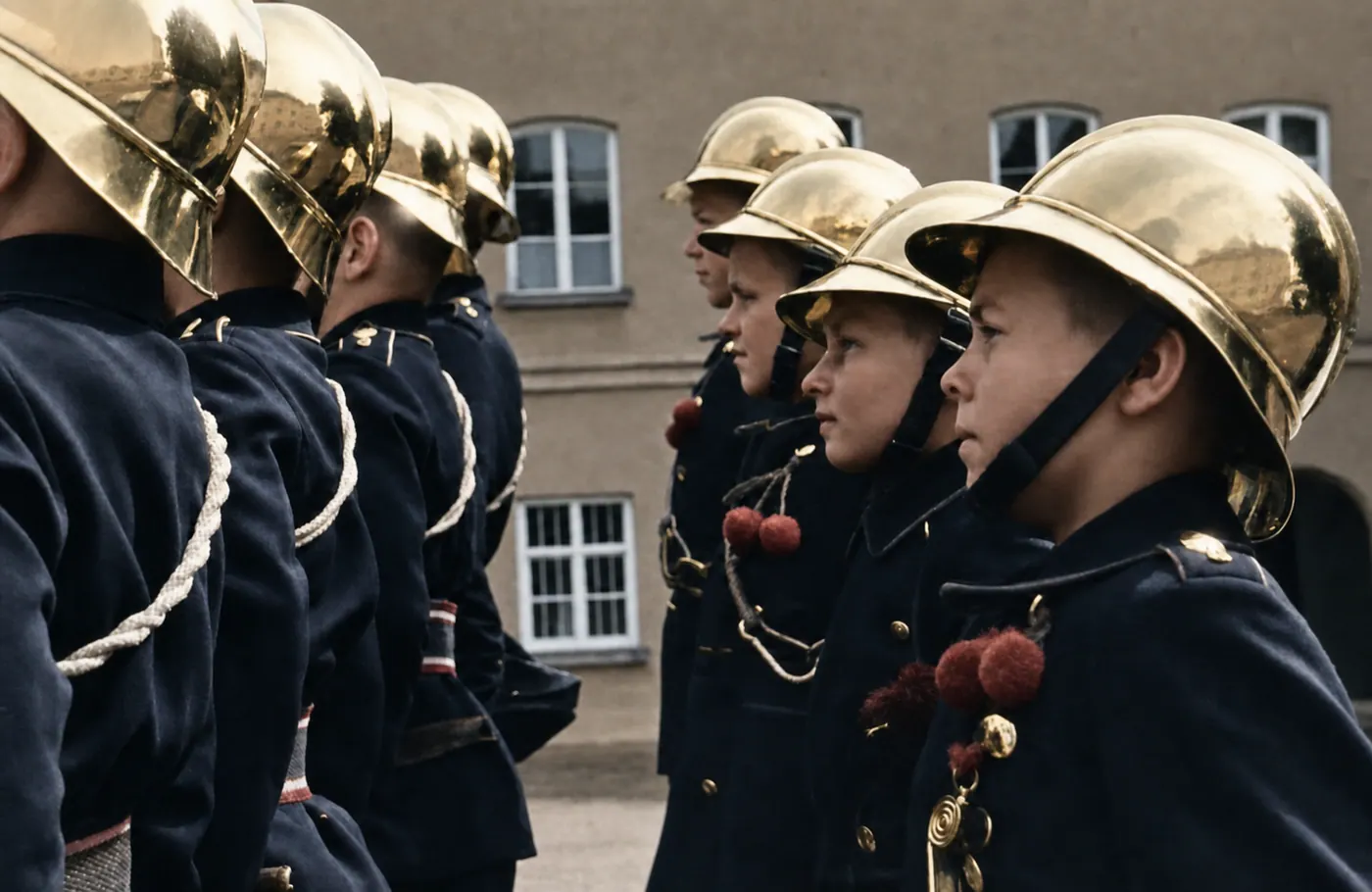 Jugendfeuerwehr Weihenstephan auf dem Weg zum Übungsplatz