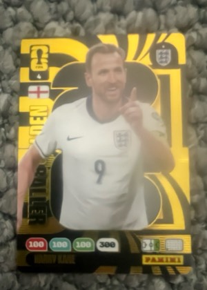 Harry Kane, graded 9.0