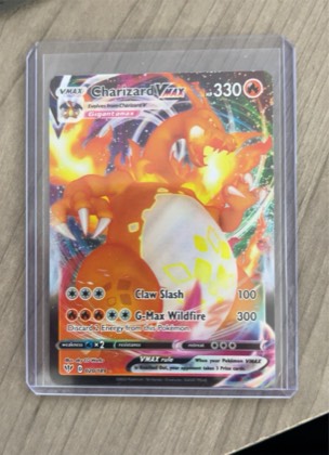 Charizard VMAX, graded 9.0