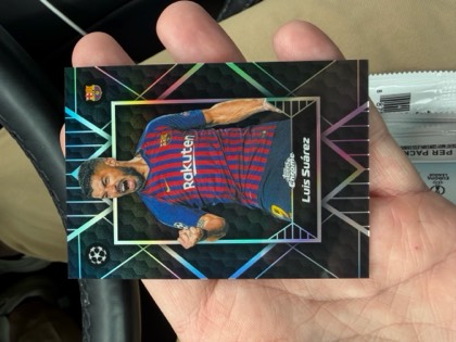 Luis Suárez, graded 9.0