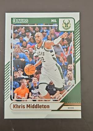 Khris Middleton, graded 9.0
