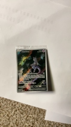 Mewtwo, graded 2.5