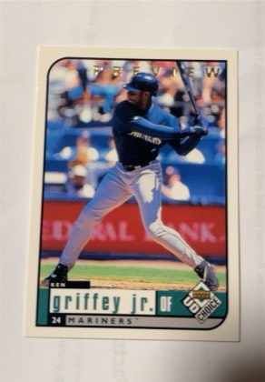 Ken Griffey Jr. graded 8