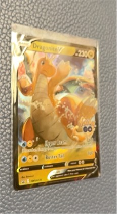 Dragonite V, graded 9.0