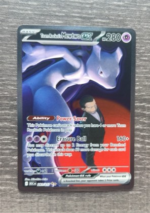 Team Rocket's Mewtwo ex graded 9.5