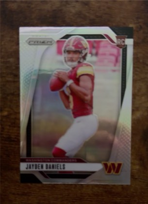 Jayden Daniels graded 7