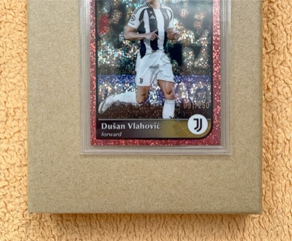 Dušan Vlahović, graded 9.0