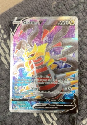 Giratina V, graded 8.0