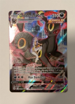 Umbreon VMAX graded 8