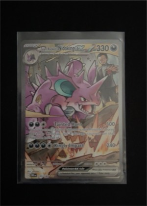 Team Rocket's Nidoking ex, graded 9.5