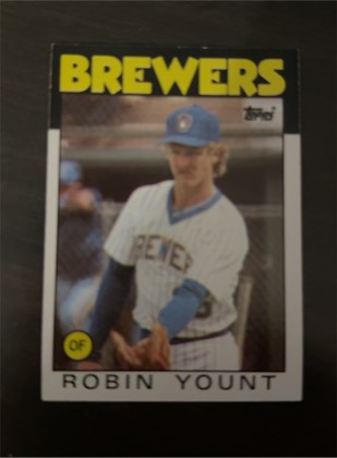 Robin Yount graded 8