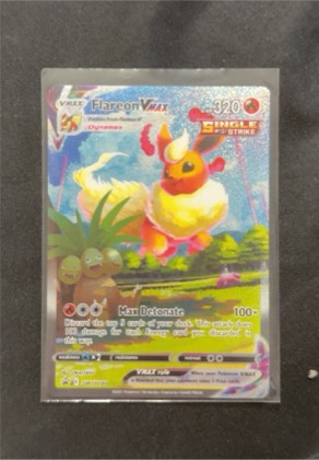 Flareon VMAX, graded 9.0