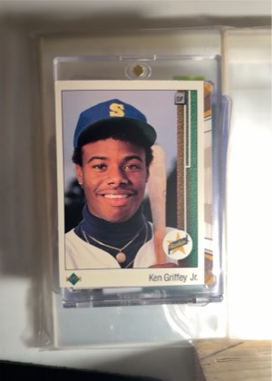 Ken Griffey Jr. graded 8.5