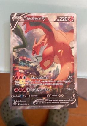 Charizard V (Alternate Full Art) graded 8