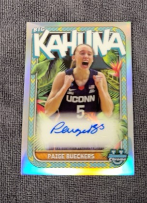 Paige Bueckers, graded 9.5