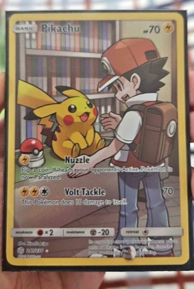 Pikachu (Secret) graded 8