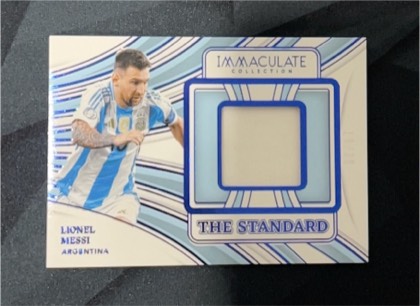 Lionel Messi graded 9