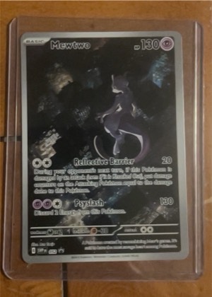 Mewtwo - 052, graded 9.5