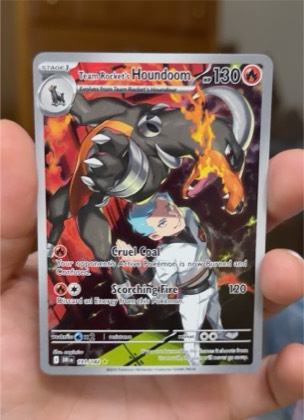 Team Rocket's Houndoom - 191/182 graded 6 & below