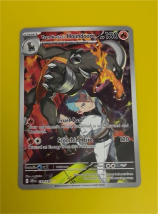 Team Rocket's Houndoom, graded 10.0