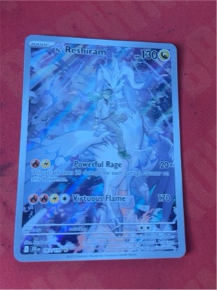 N's Reshiram, graded 9.0