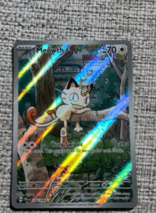 Meowth, graded 8.0