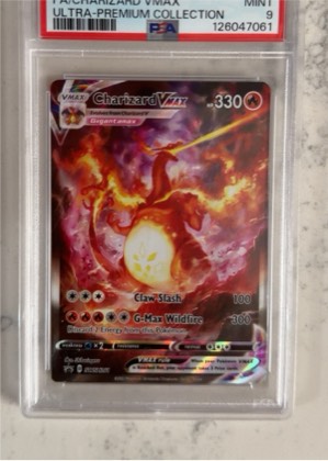 Charizard VMAX - SWSH261 graded 9