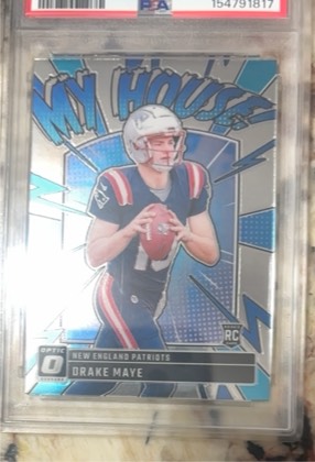 Drake Maye graded 9