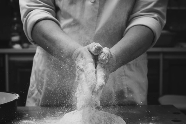 Hallett's the Bakers