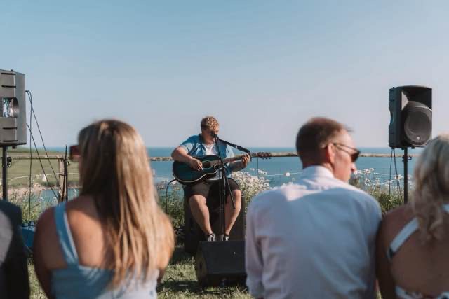 Emma Pick Musician