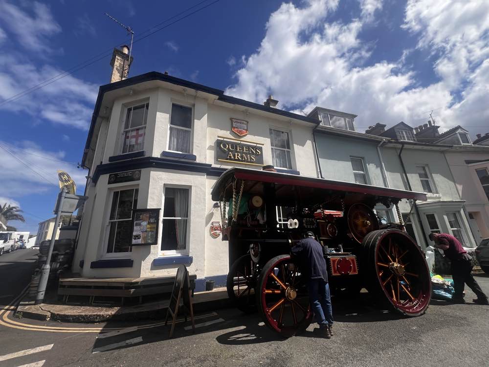 The Queens Arms